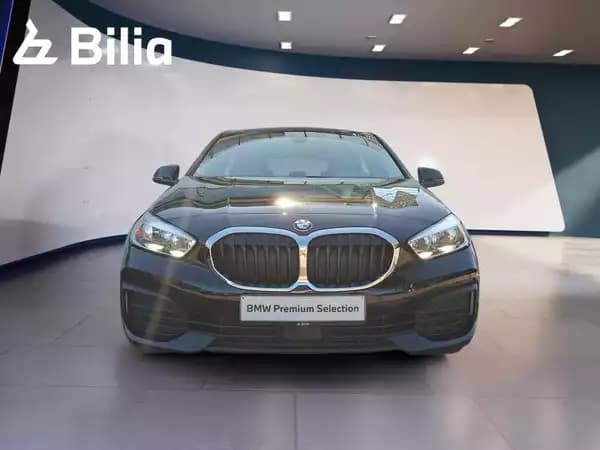 BMW 118 118d Hatch - Photo 2