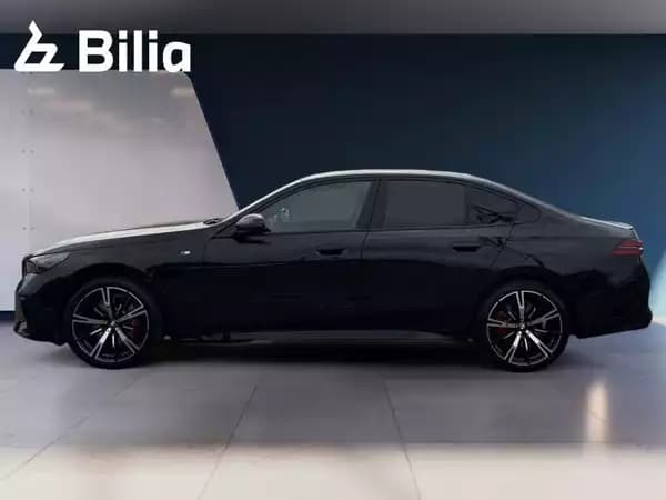 BMW 520 520i Berline Kit M Sport - Photo 2
