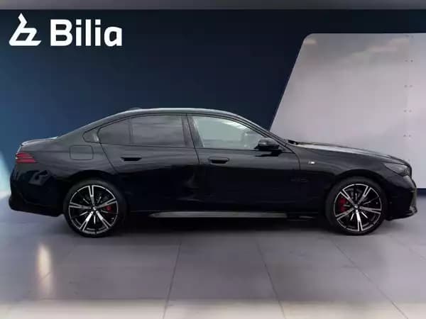 BMW 520 520i Berline Kit M Sport - Photo 3