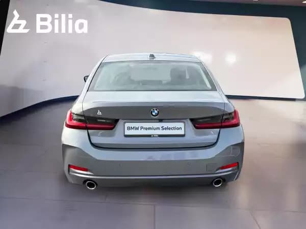BMW 318 318d Berline - Photo 3