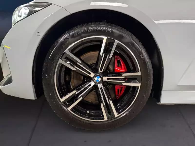 BMW 320 320i M-sport - Photo 1