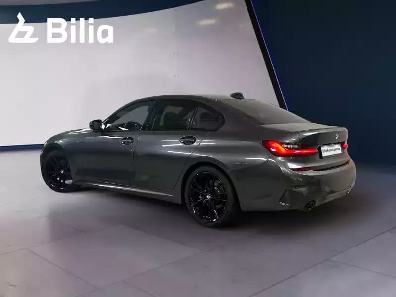 BMW 320 320d M-sport - Photo 1