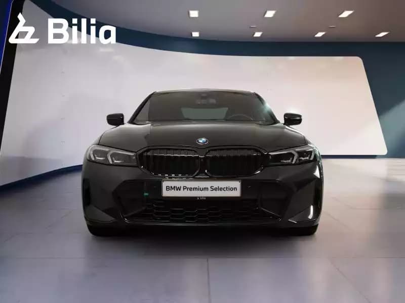 BMW 330 330d xDrive M-sport - Photo 1