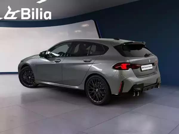 BMW 135 M135i xDrive - Photo 2