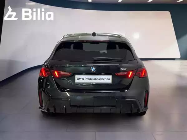 BMW 123 123i xDrive - Photo 3