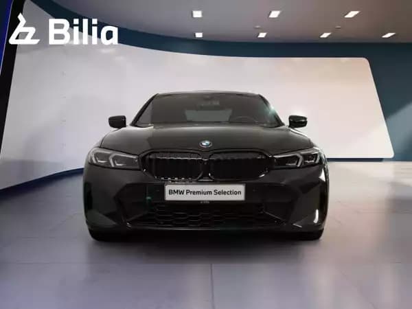 BMW 330 330d xDrive M-sport - Photo 2