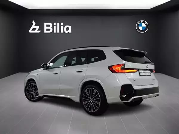 BMW X1 23d M-Sport - Photo 2