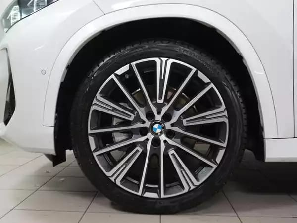 BMW X1 23d M-Sport - Photo 3