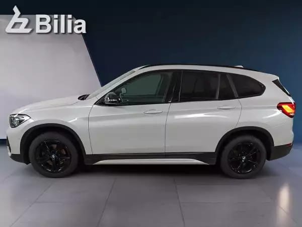 BMW X1 xDrive18d - Photo 2