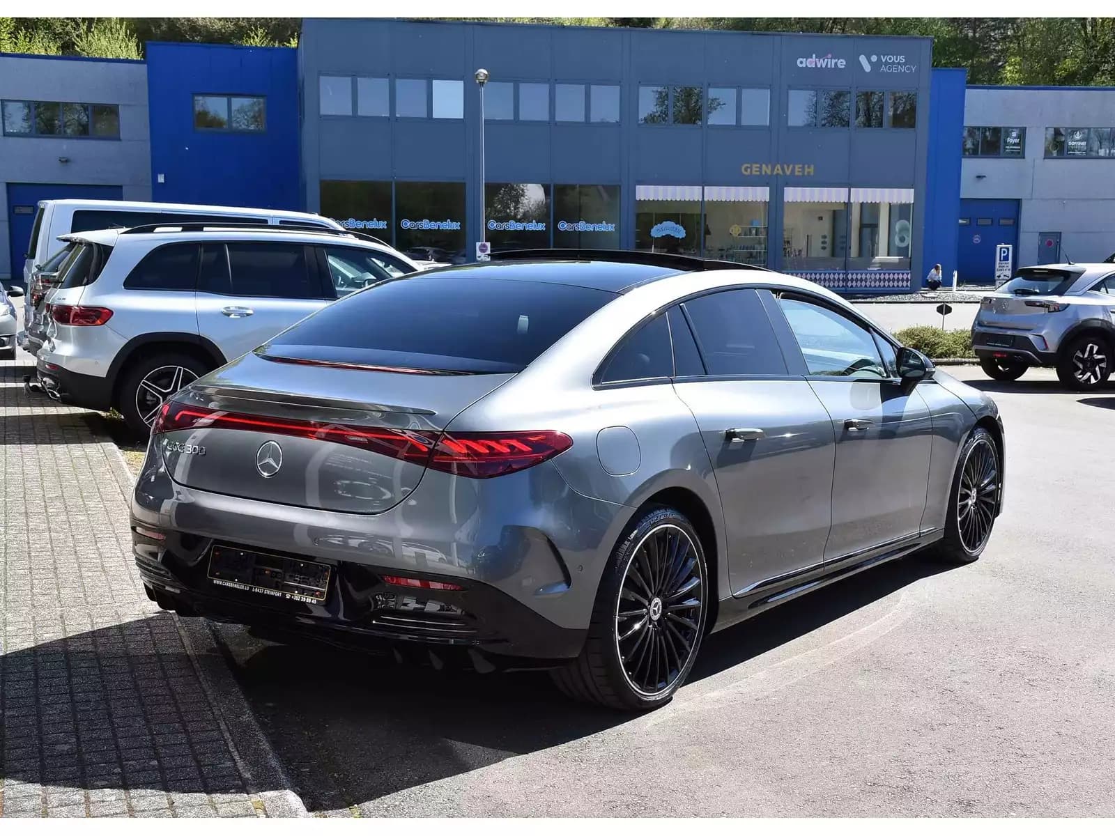 Mercedes-Benz EQE 300 AMG Line AIRMATIC DISTR CUIR MEMO PANO BURMESTER CAM360 1° MAIN - Photo 1