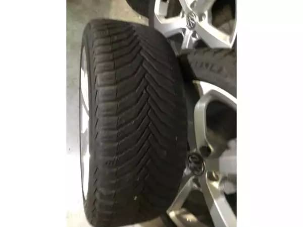 Jantes alu + Pneus toutes saisons 17 225/45 R17 94Y - Photo 2