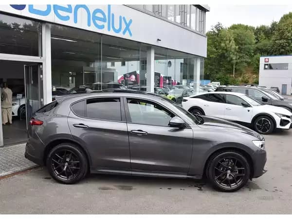 Alfa Romeo Stelvio 2.0T Q4 Sprint TO CUIR MEMO ACC LANE SIDE GPS CAM 1° MAIN - Photo 2