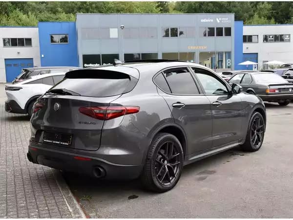 Alfa Romeo Stelvio 2.0T Q4 Sprint TO CUIR MEMO ACC LANE SIDE GPS CAM 1° MAIN - Photo 3