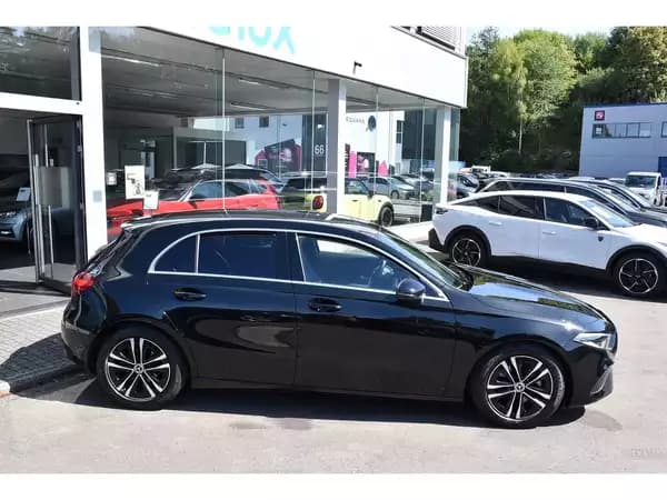 Mercedes-Benz A 180 CDI Progressive 8G-DCT CUIR GPS LANE CAM 1° MAIN - Photo 2
