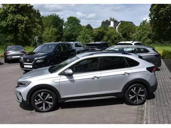 Volkswagen Taigo 1.0 TSI Life DSG ACC TRAVEL CAM KEYLESS JA17 1° MAIN - Photo 2