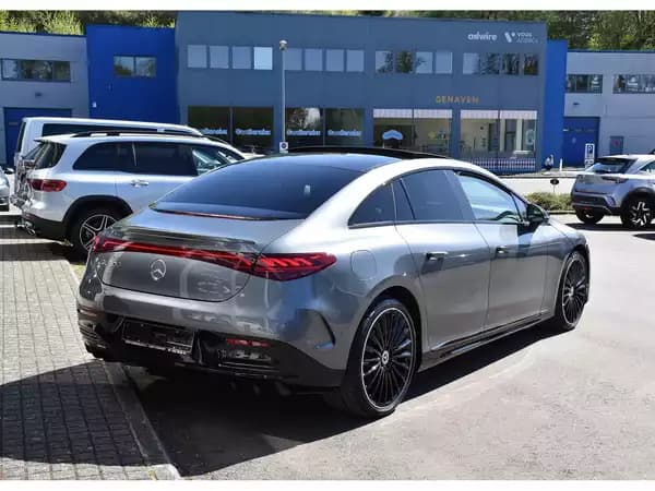 Mercedes-Benz EQE 300 AMG Line AIRMATIC DISTR CUIR MEMO PANO BURMESTER CAM360 1° MAIN - Photo 2