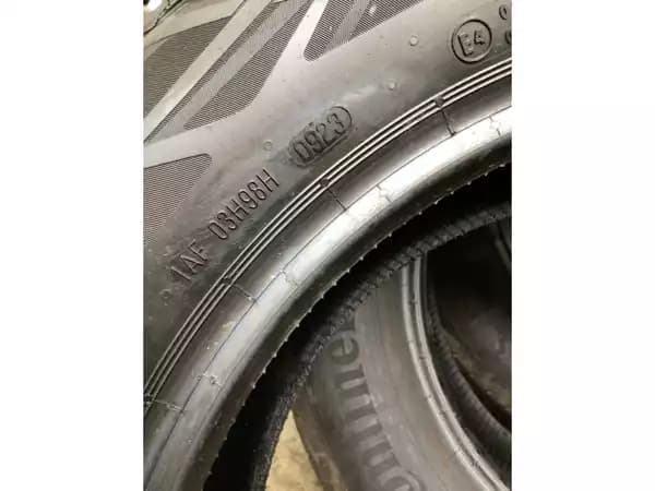 Pneus été 17 215/60 R17 96H - Photo 2