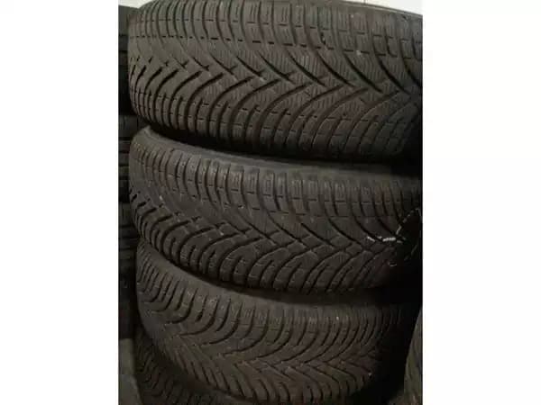 Jantes acier + Pneus hiver 16 205/60 R16 92H - Photo 2