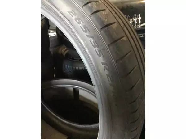 Pneus été 21 265/35 R21 101Y - Photo 2
