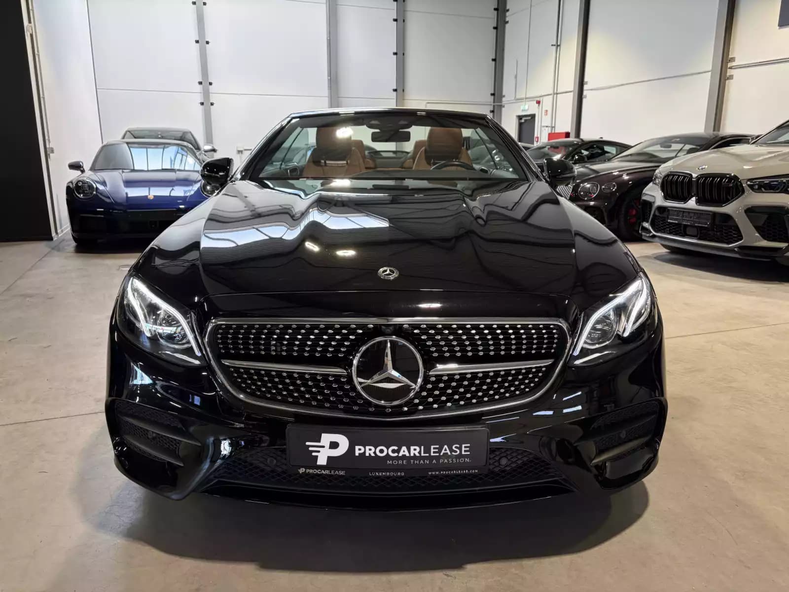 Mercedes-Benz E 200 E200 AMG LINE/ BI-COLOR /AMG-LINE/ BURMESTER/ 360° - Photo 1