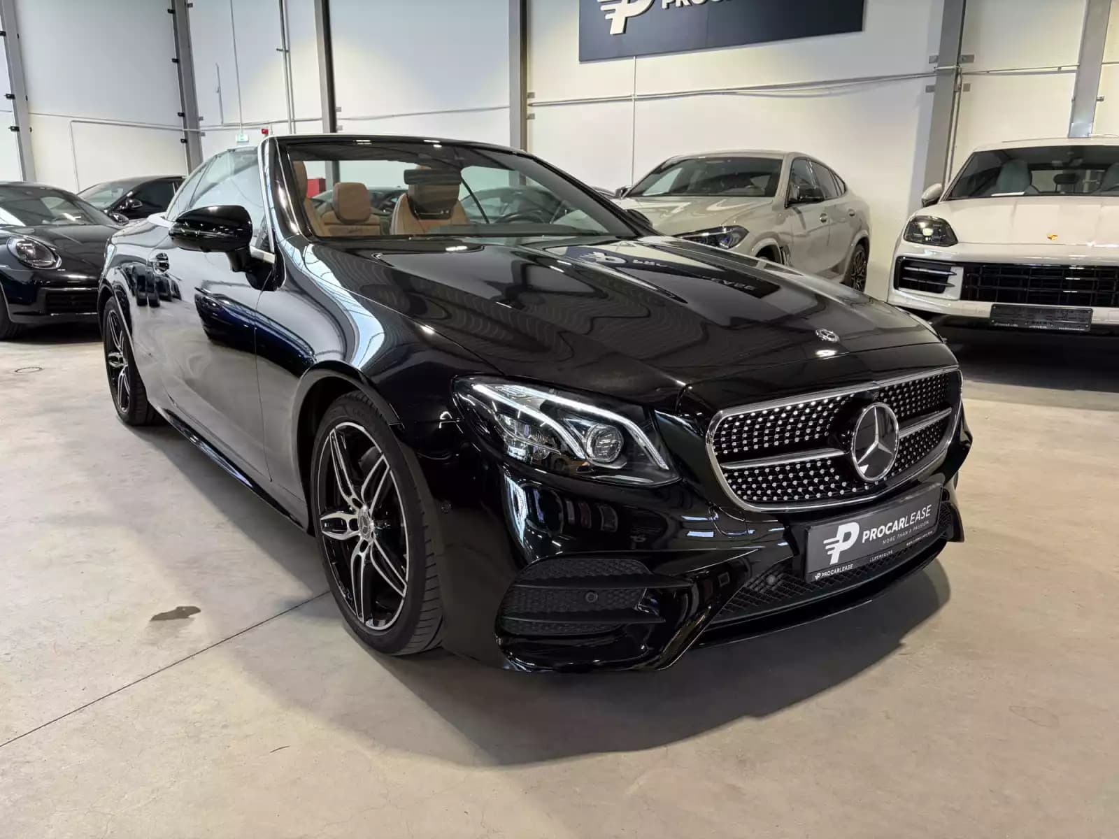 Mercedes-Benz E 200 E200 AMG LINE/ BI-COLOR /AMG-LINE/ BURMESTER/ 360° - Photo 1