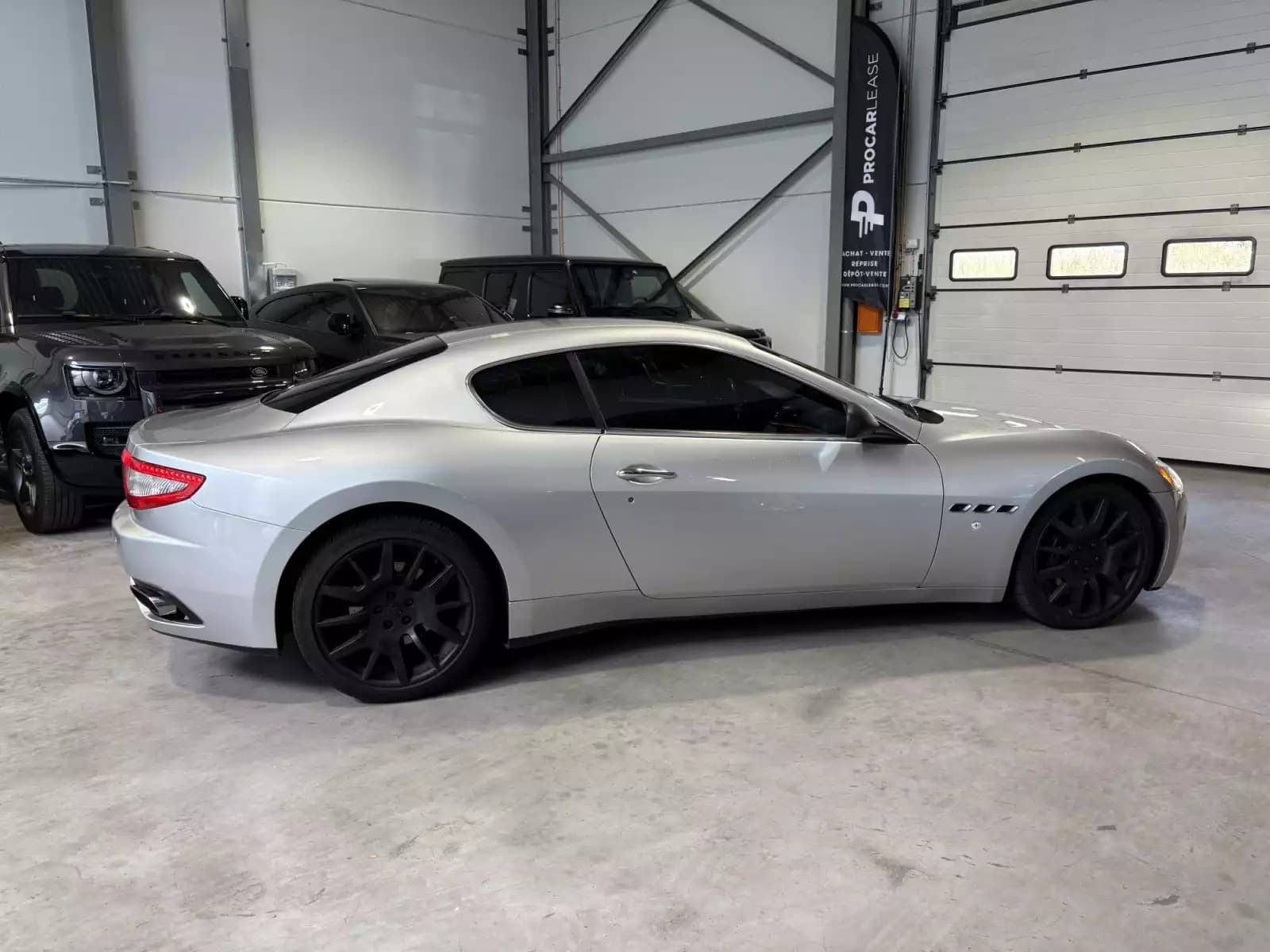 Maserati GranTurismo MASERATI GRANTURISMO 4.2 V8 405 CV/GPS/CUIR/Xénon/ - Photo 1