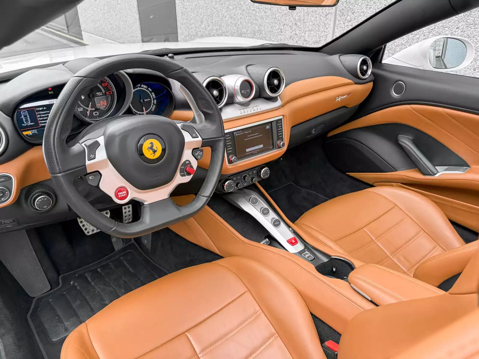 Ferrari California California T / 3.9 V8 / 4-Sitzer / - Photo 1