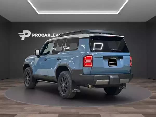 Toyota Land Cruiser HYBRID 2.4 - Photo 2