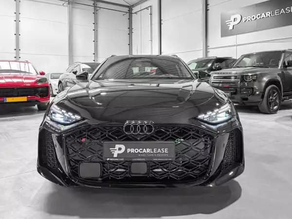 Audi RS5 Audi RS5 Avant Performance Facelift – Carbone_Céramique – RS Sport Plus Ventilés/Massants – B&O 3D – 21" - Photo 2