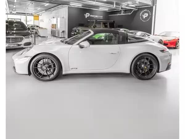 Porsche 992 911/992.2 TARGA 4 GTS / FACELIFT MY2025 / SOFORT - Photo 2
