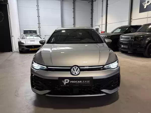 Volkswagen Golf Golf VIII Lim. 1.5 eTSI R-Line - Photo 2