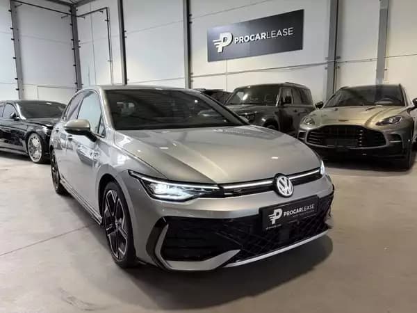 Volkswagen Golf Golf VIII Lim. 1.5 eTSI R-Line - Photo 2
