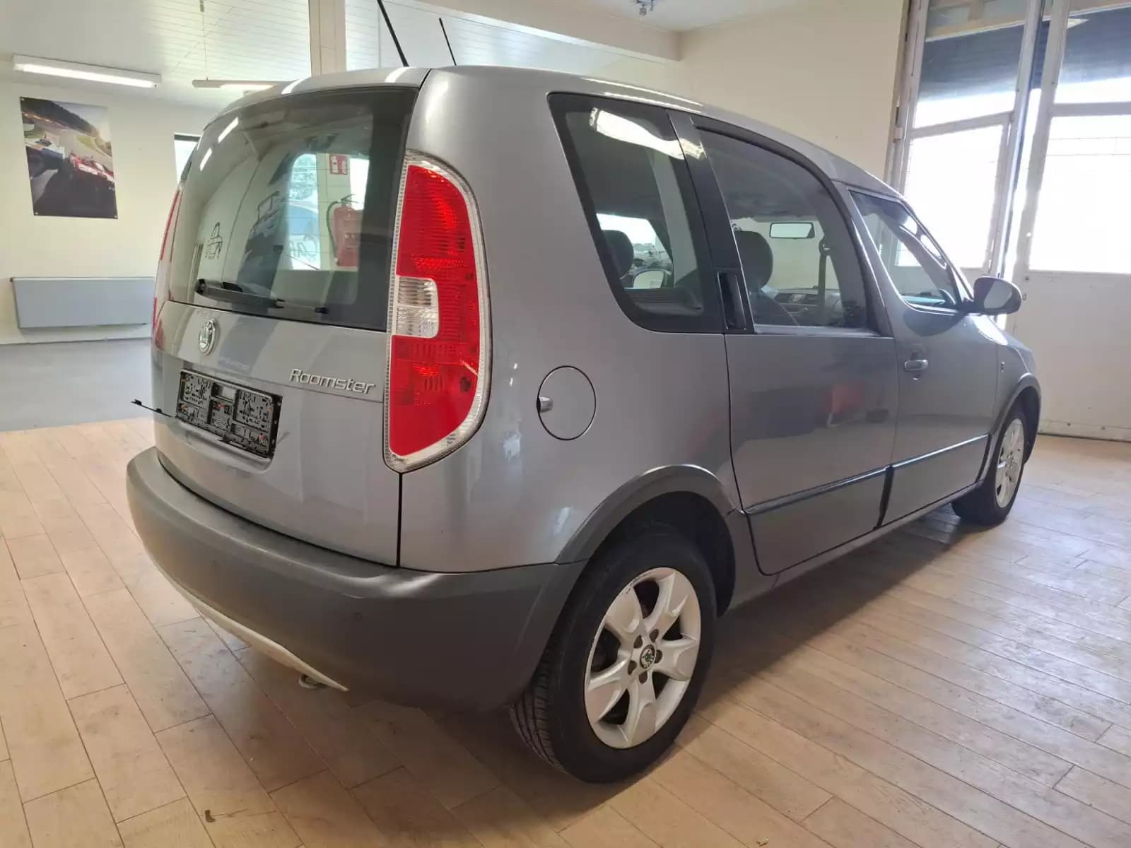 Skoda Roomster Scout 1.6 TDI 105 - Photo 1