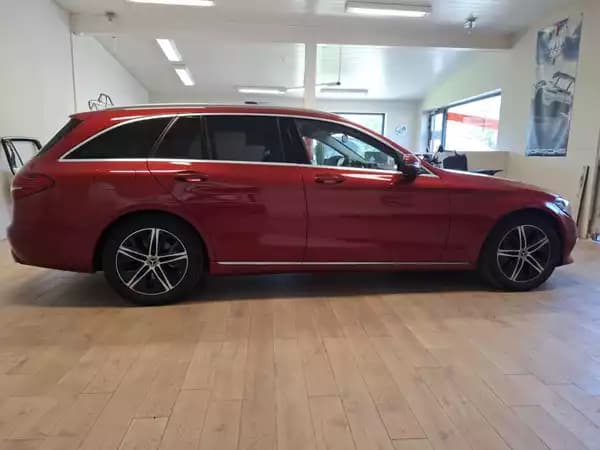 Mercedes-Benz C 200 d T - Photo 2