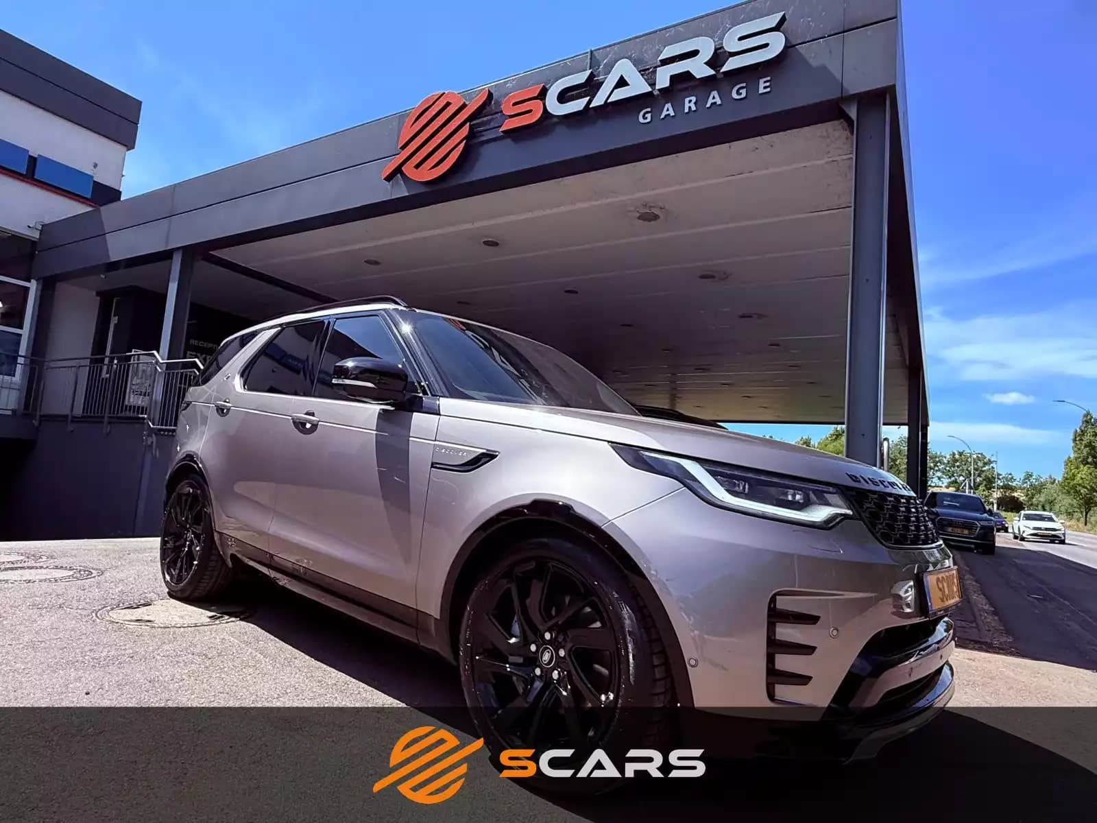 Land Rover Discovery 3.0 TD6 250CV R-DYNAMIC - Photo 1