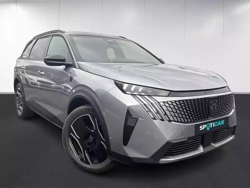 Peugeot 5008 III and e- GT - Photo 1