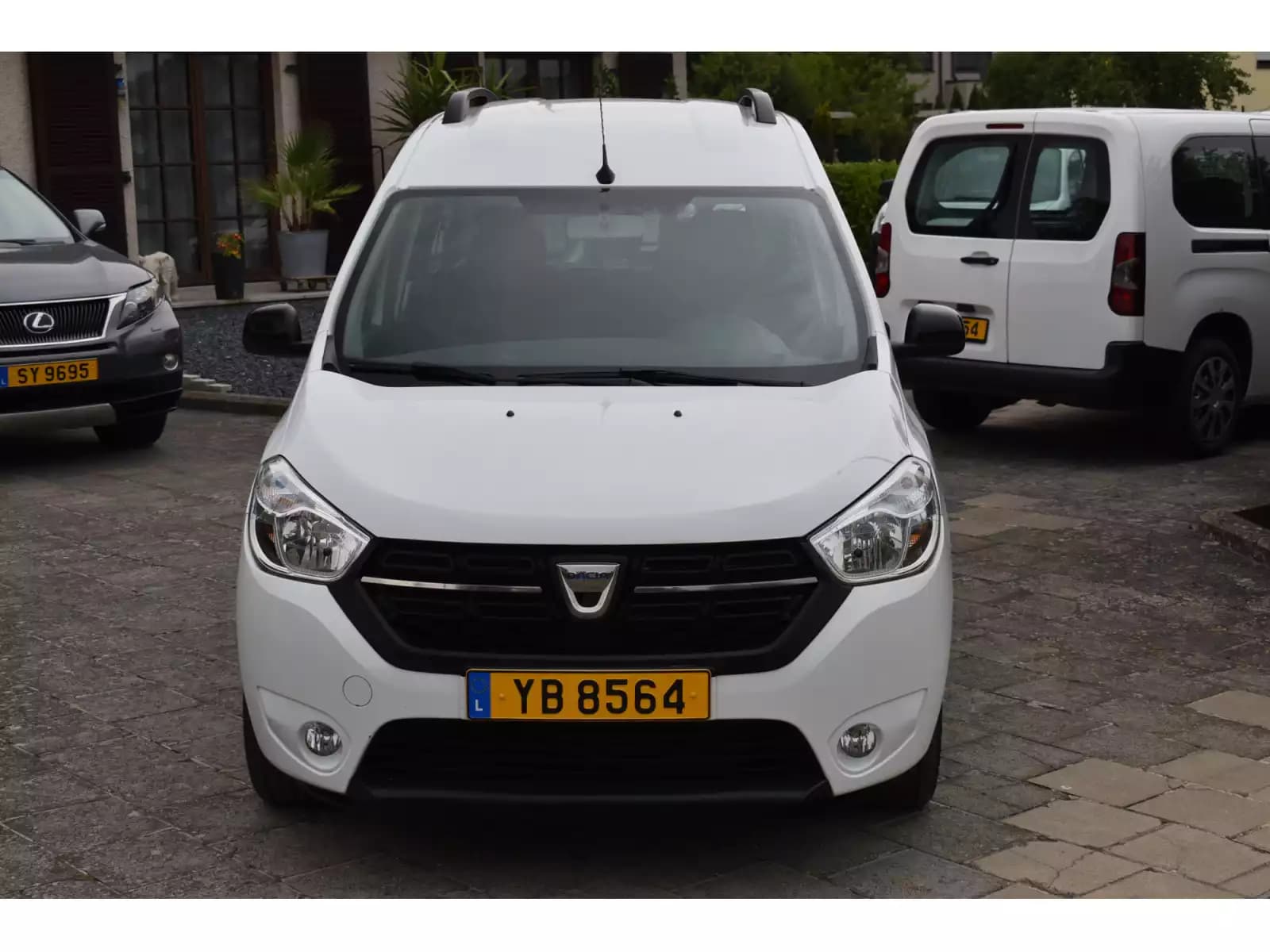 Dacia Dokker 1,5 DCi Confort Airco 5 places - Photo 1