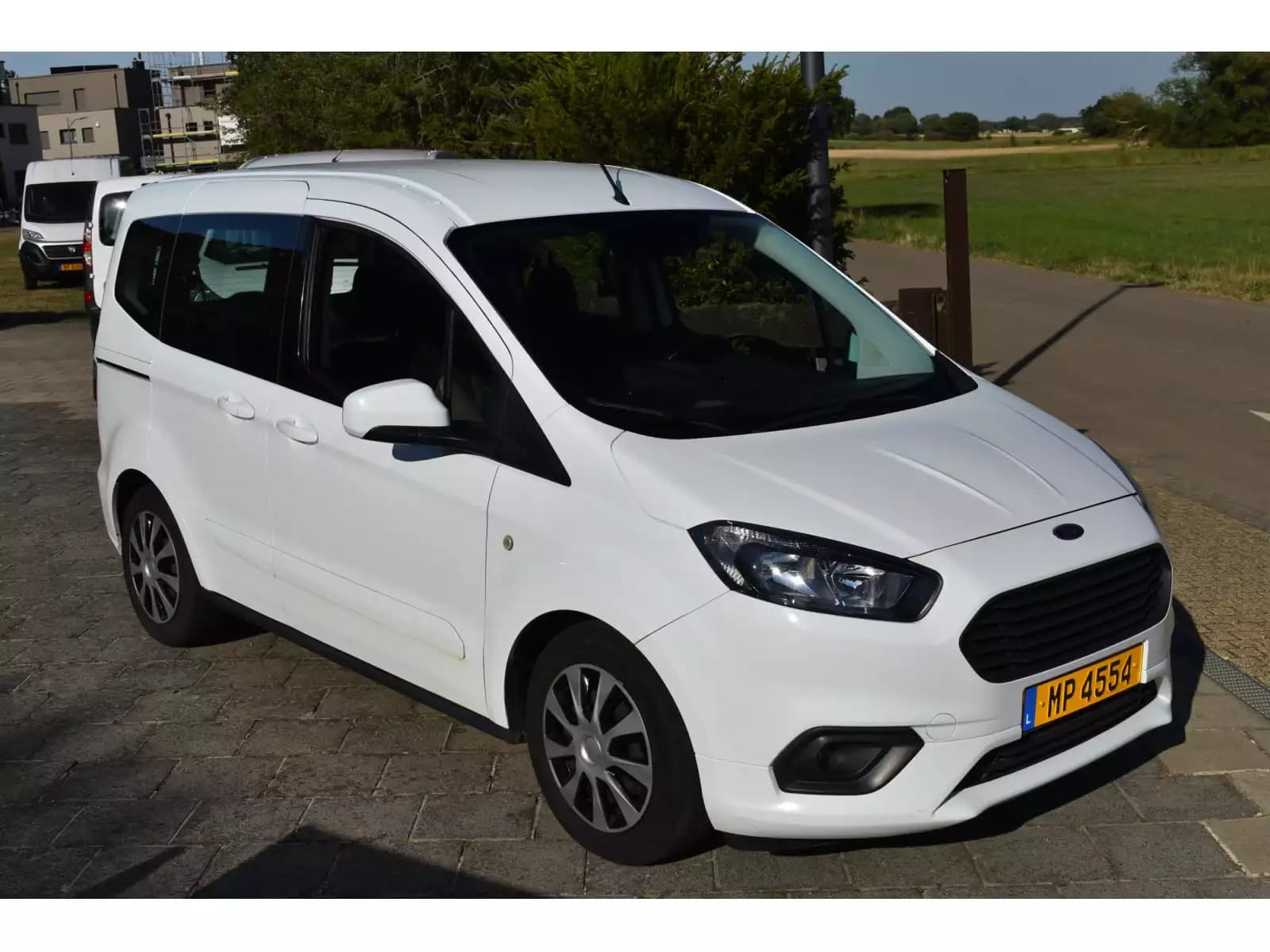 Ford Tourneo Courier Trend 1,5 Duratorq TDCi 5 places Airco - Photo 1