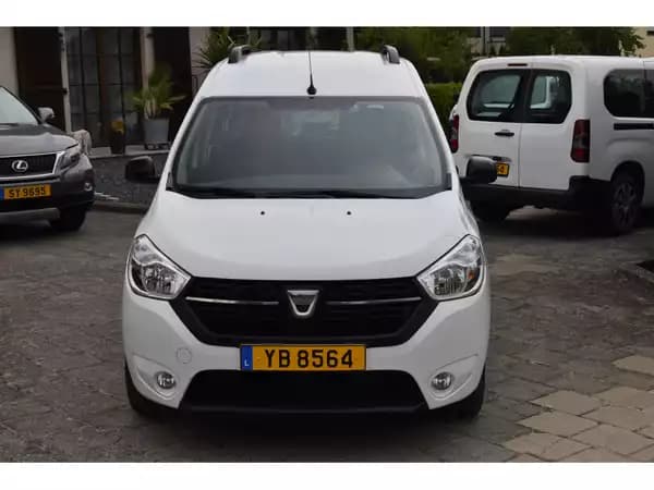 Dacia Dokker 1,5 DCi Confort Airco 5 places - Photo 2