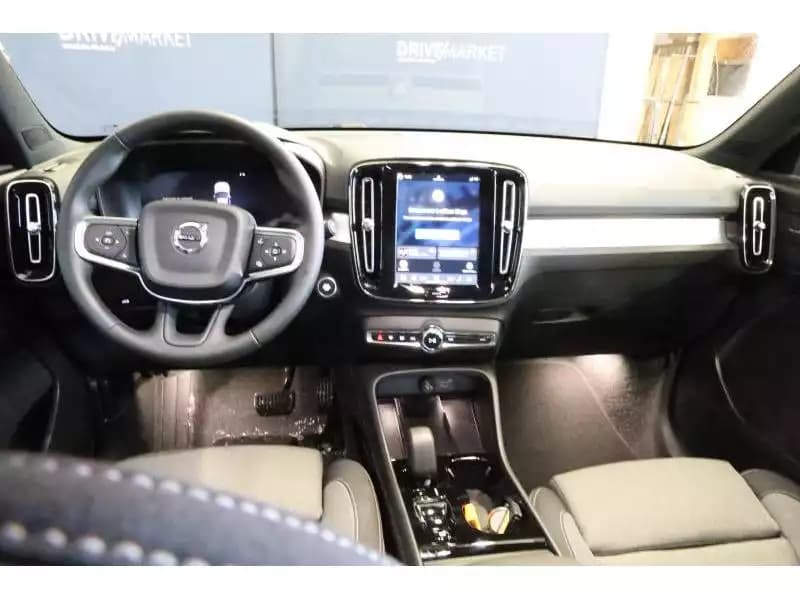Volvo XC40 Dark - Photo 1