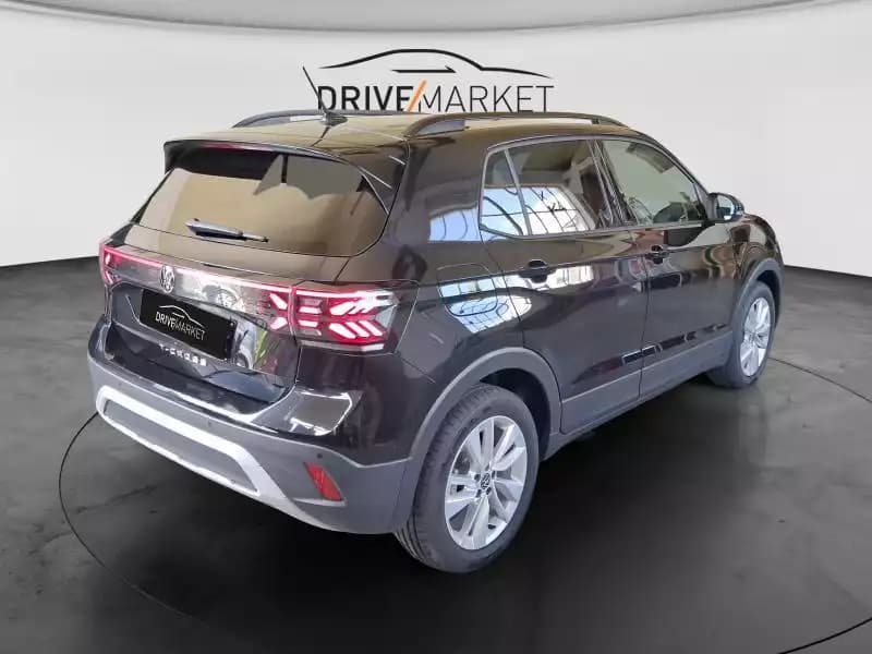 Volkswagen T-Cross Life - Photo 1