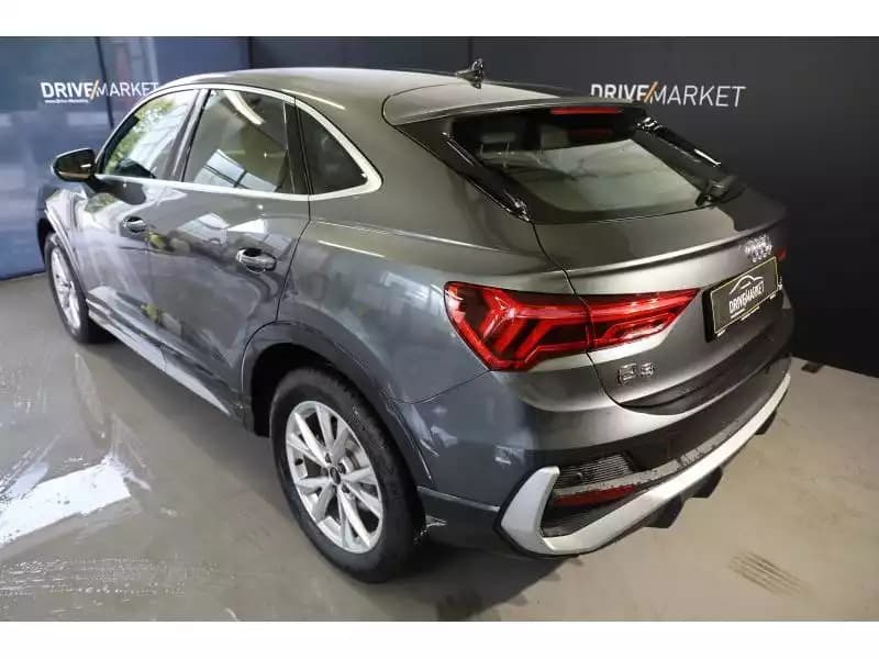 Audi Q3 Sportback S line - Photo 1