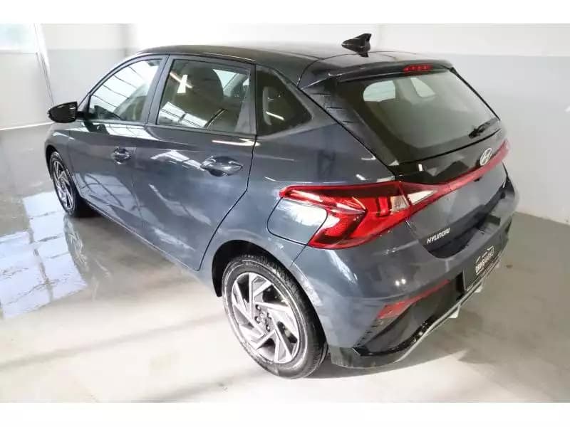Hyundai i20 - Photo 1