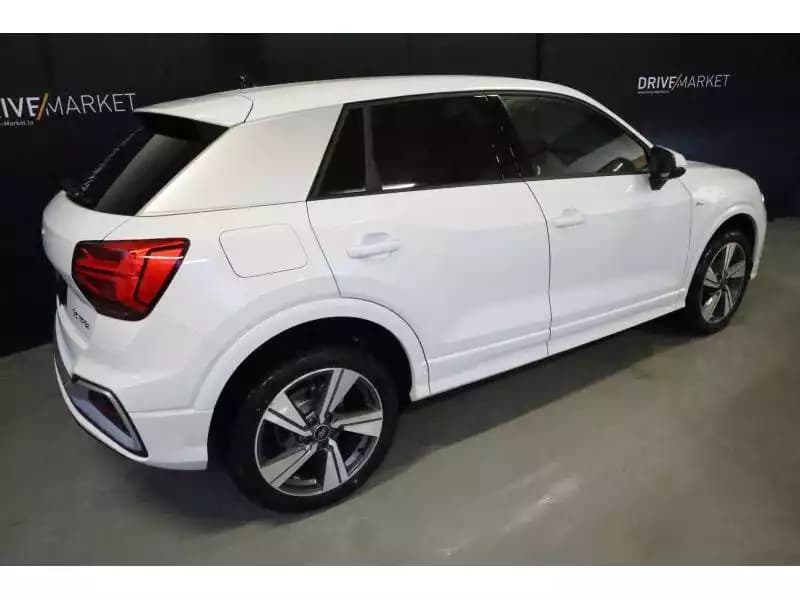 Audi Q2 S line - Photo 1