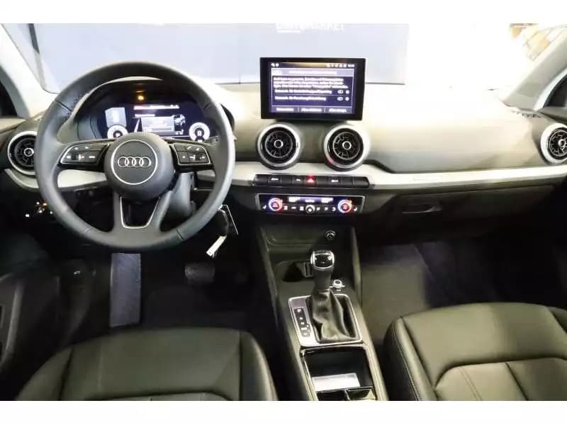 Audi Q2 S line - Photo 1