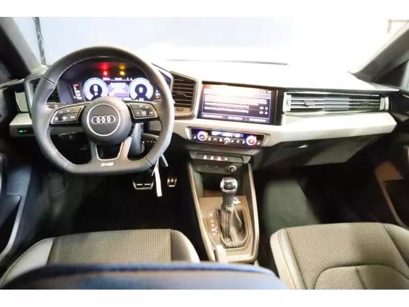 Audi A1 Advanced - Photo 1