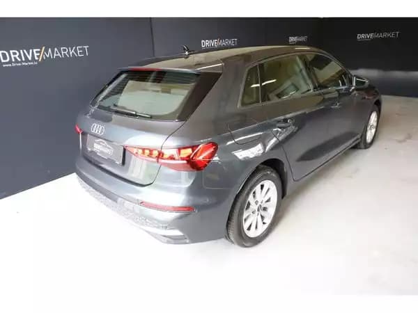Audi A3 Sportback S Line - Photo 2
