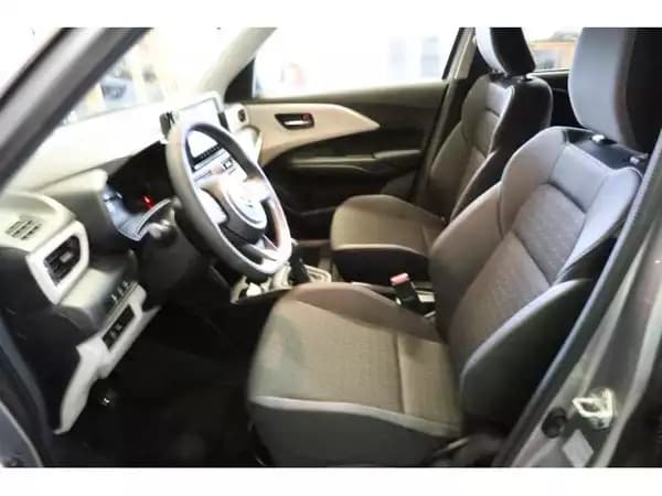 Suzuki Swift GL+ - Photo 3