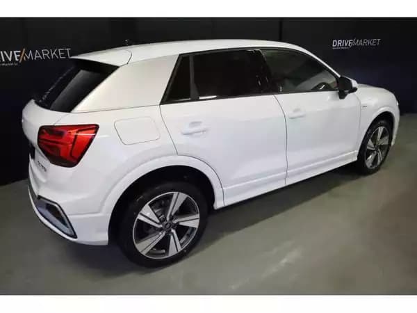 Audi Q2 S line - Photo 2