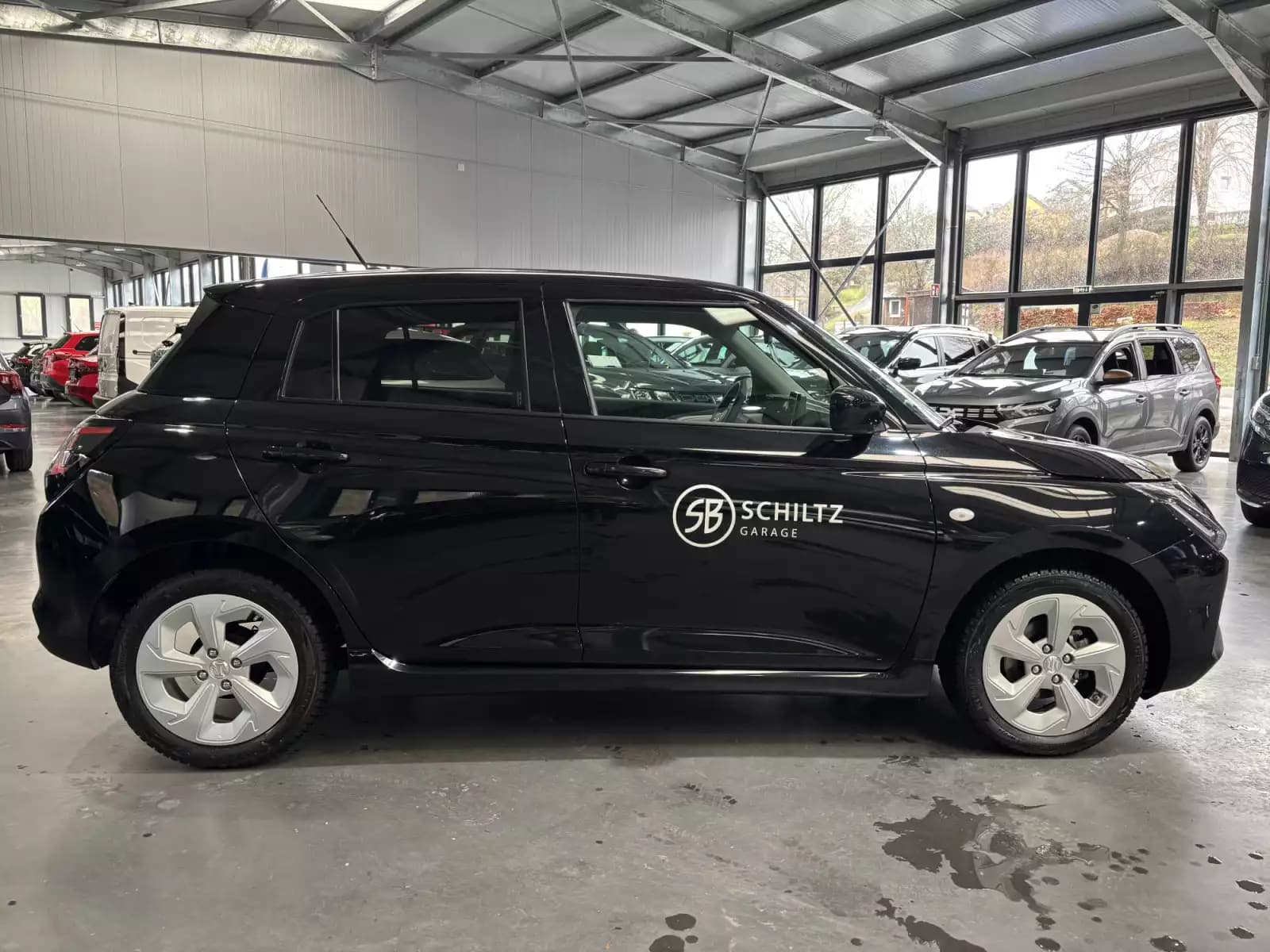 Suzuki Swift 1.2 GL+ - Photo 1